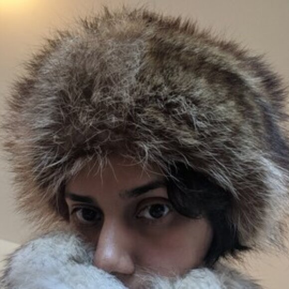 Raccoon Fur Hat - Picture 2 of 7